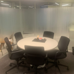 Sala 6 personas / Antonio Bellet  photo