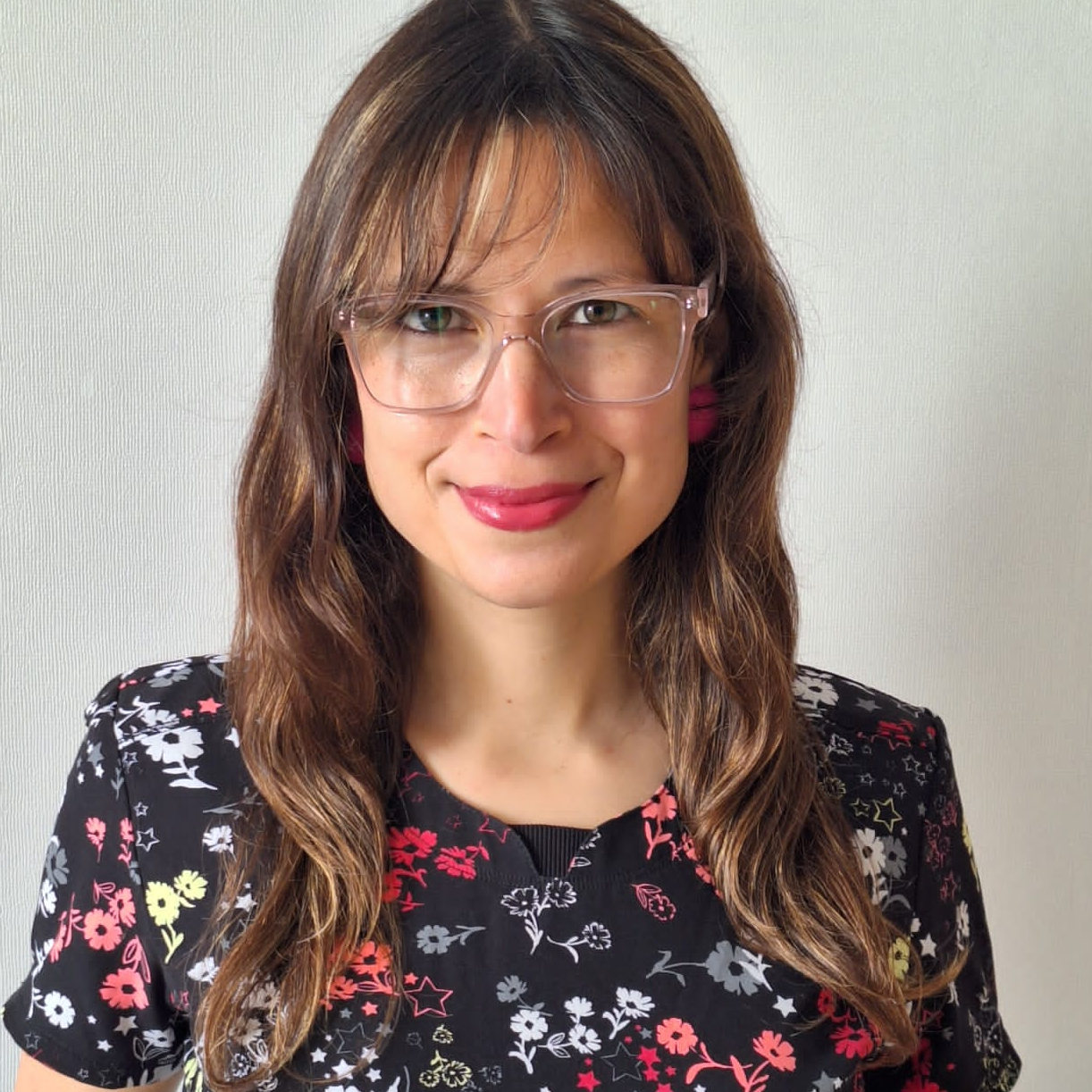KLGA. TAMARA ROBLEDO JARALDO