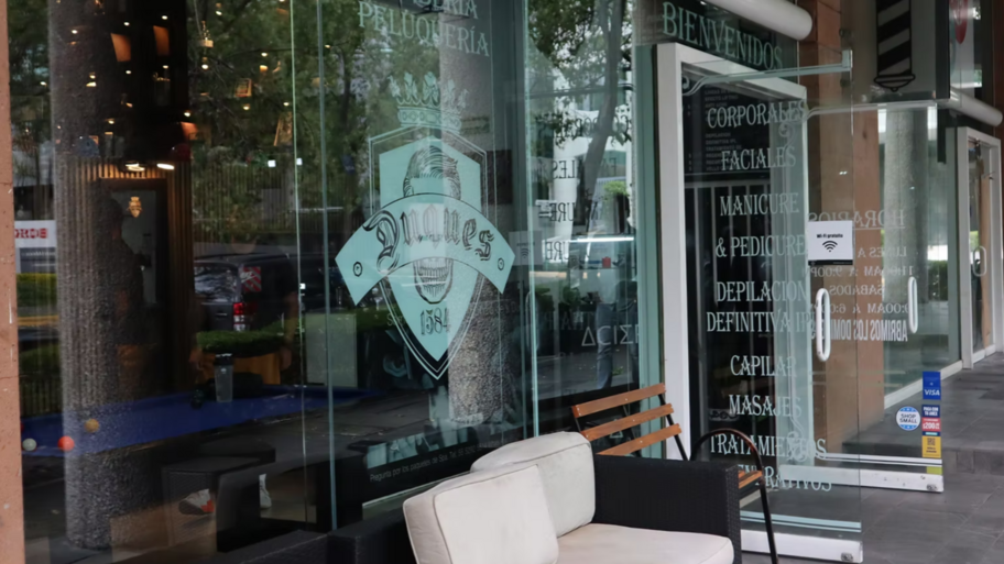 Duques 1584 - Mens Lab Barbería, Peluquería, Spa & Grooming Products banner