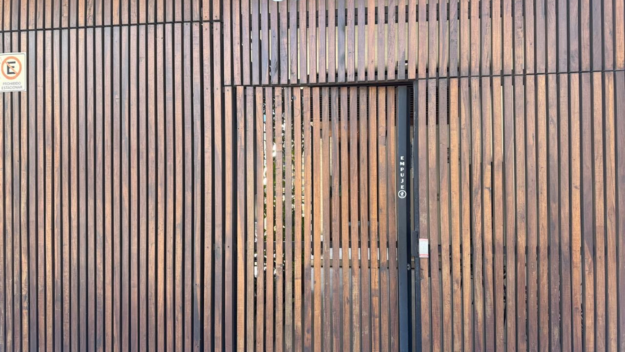 LAILA CEJAS interior