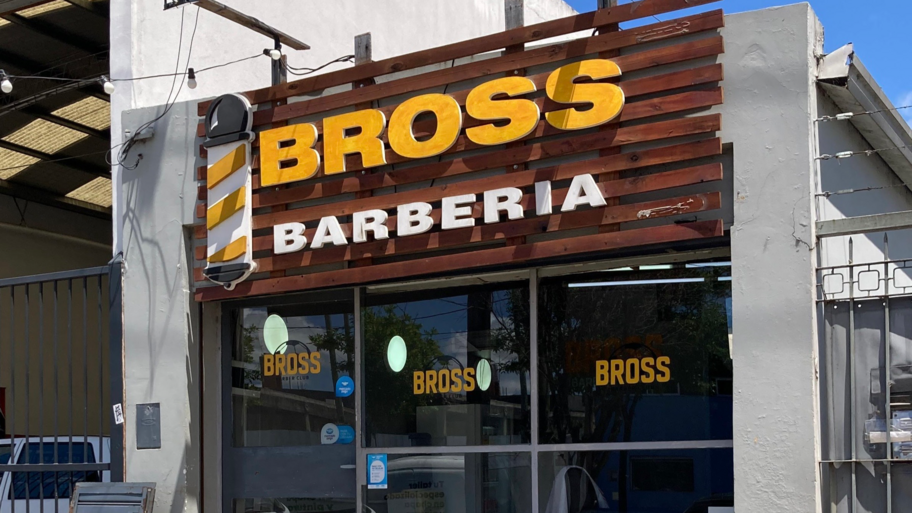 Bross Barber Club banner