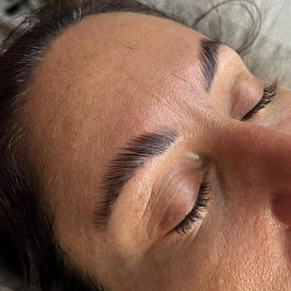 🖌️Perfilado de Cejas – Definí tu marco natural