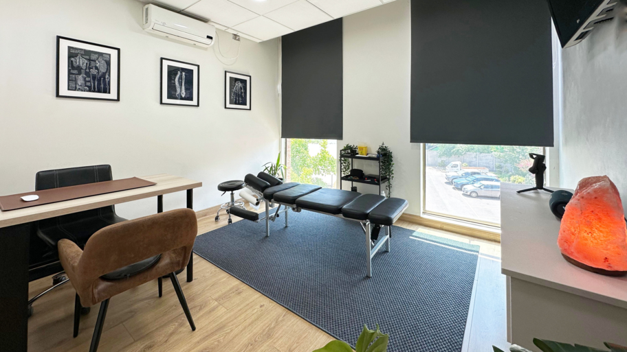 Quiropraxia/Kinesiología de Orlando Dassonvalle banner