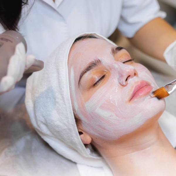 LIMPIEZA FACIAL PROFUNDA+ PEELING