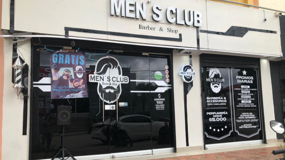 MENS CLUB BARBERÍA banner