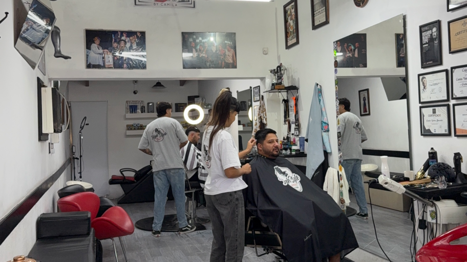 High Style Barberia  banner