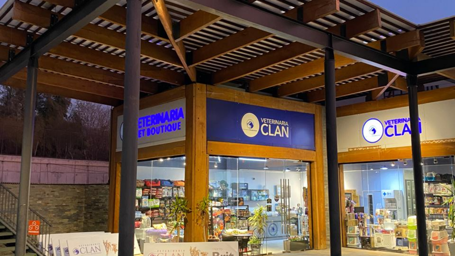 Veterinaria de Admin Clan banner