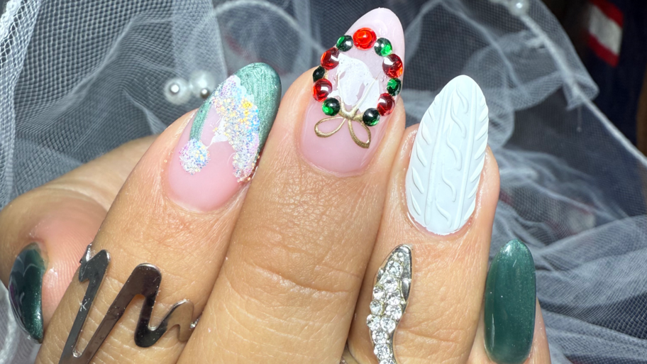 Siempre Divas Studio. Salón de uñas cejas y pestañas. banner