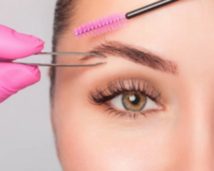 Perfilado de cejas