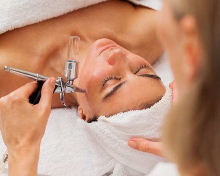 HIDRATACION PROFUNDA CON SUEROS FACIALES