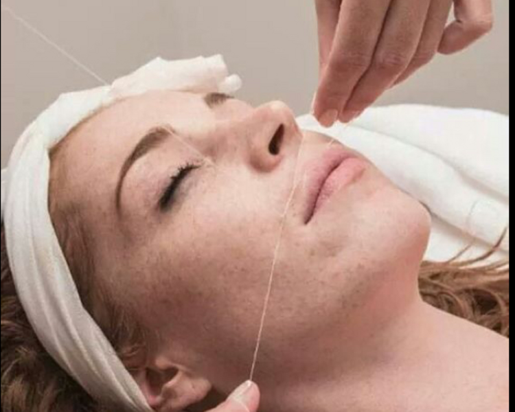 Depilación de Cejas + Bozo con Hilo (threading)