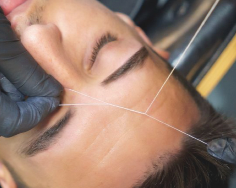 Epilación de Cejas (Hombre) con cera / Hilo