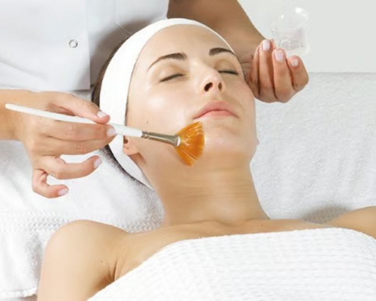Peeling Plus (Con extracción de puntos negros)