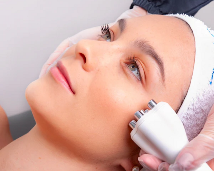 Vennus Legacy Facial 