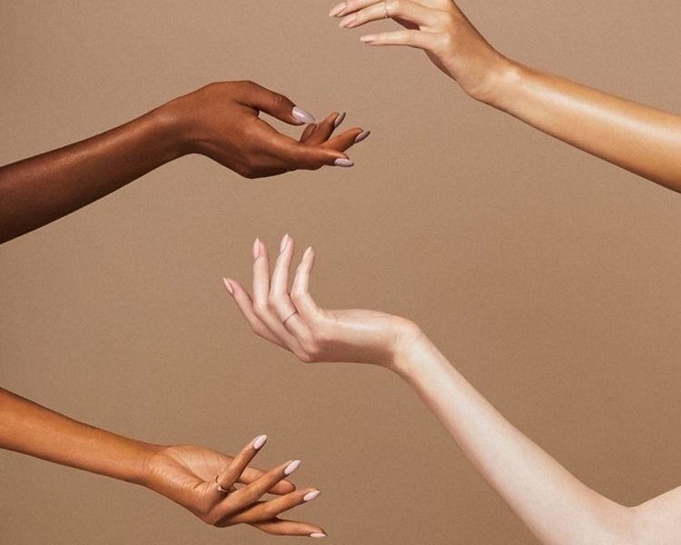 DEPILACIÓN LÁSER DE BRAZOS COMPLETOS Y AXILA MANOS GRATIS