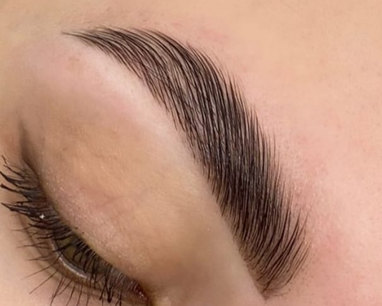 Lifting de Pestañas y Laminado de Cejas
