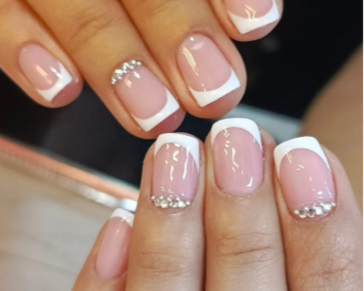 Semipermanente Manos con decoración sencilla