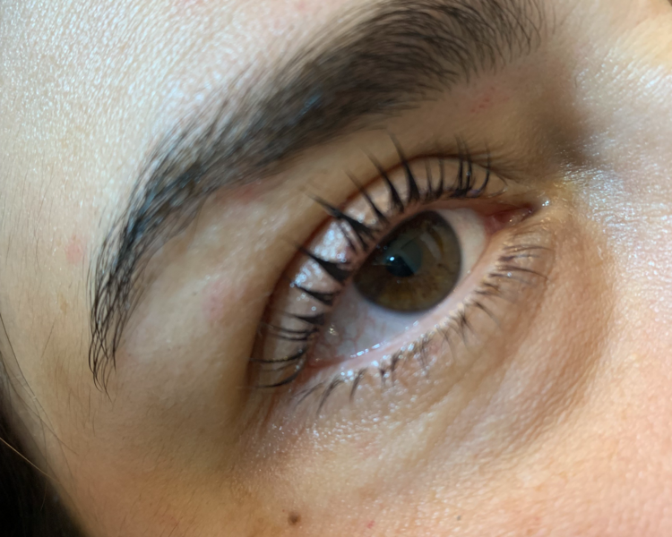 Lifting de pestañas con tinte y botox