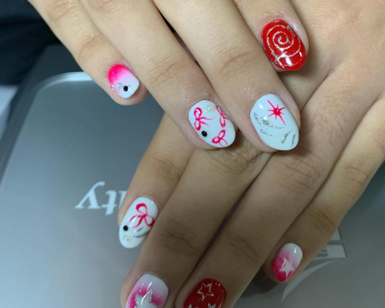 Manicura Permanente full diseños a mano alzada