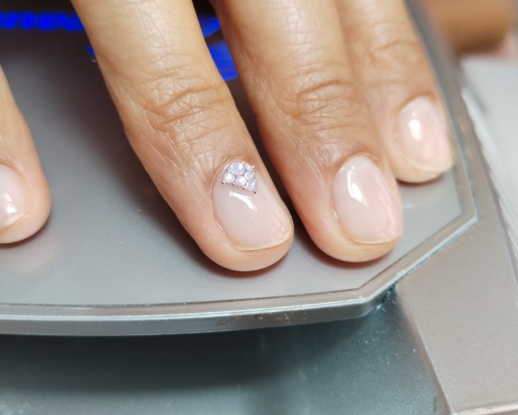 Manicura permanente nivelación full
