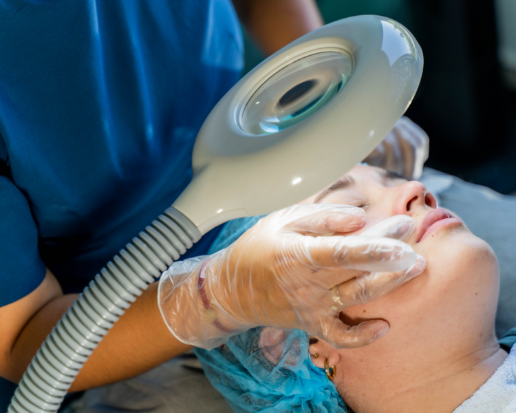 Limpieza Facial Profunda.