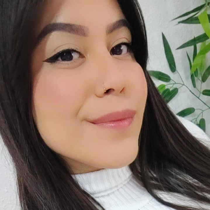 Roxy Casanova
