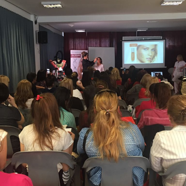 Perfeccionamiento personalizado maquillaje social /novias