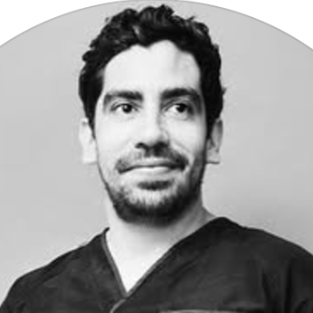 Dr. Alain Oros González