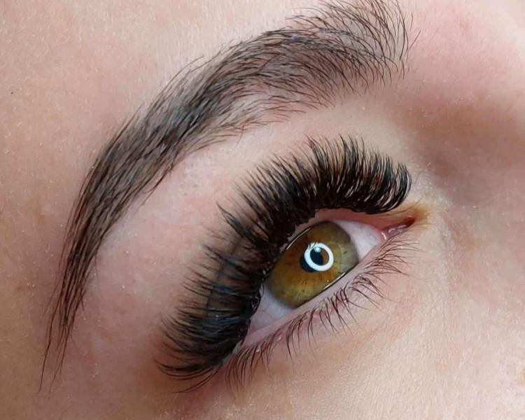 PROMO EXT PESTA HIBRIDAS Y PERFI DE CEJAS CON HENNA O LAMINADO