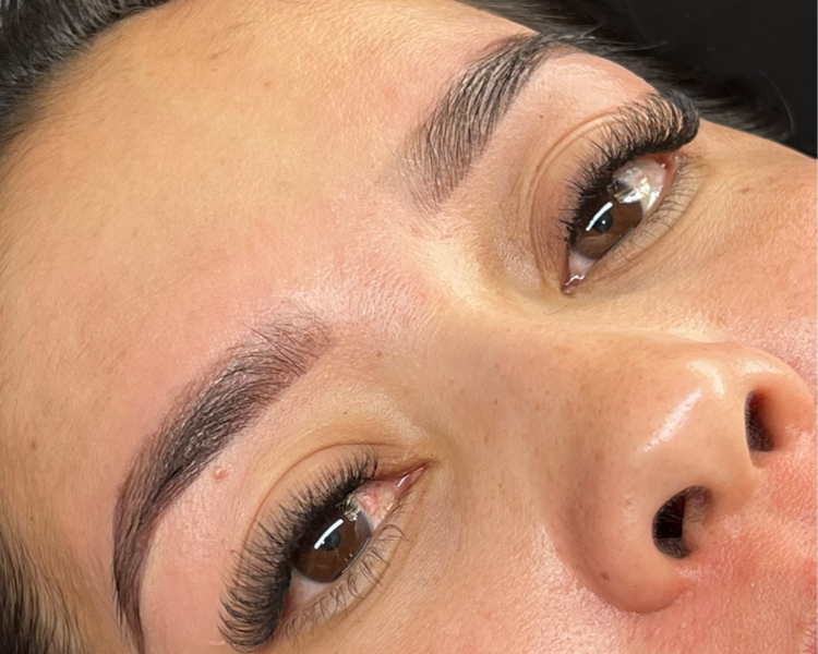 Henna Brows (Diseño ceja + henna)