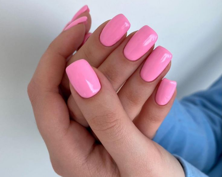 Polygel con esmaltado liso 