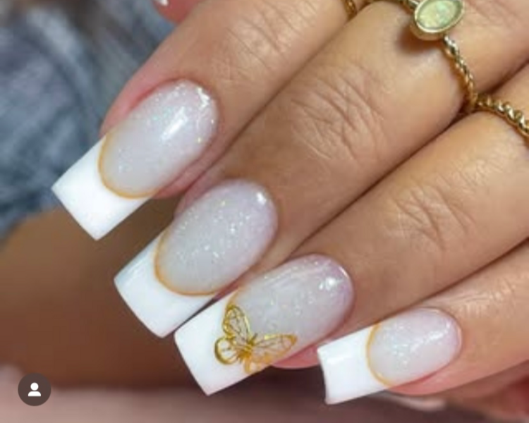 Polygel con esmaltado permanente francesa o degrade