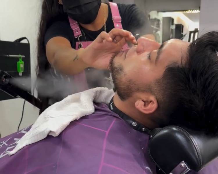 SERVICIO BARBA KARLANA