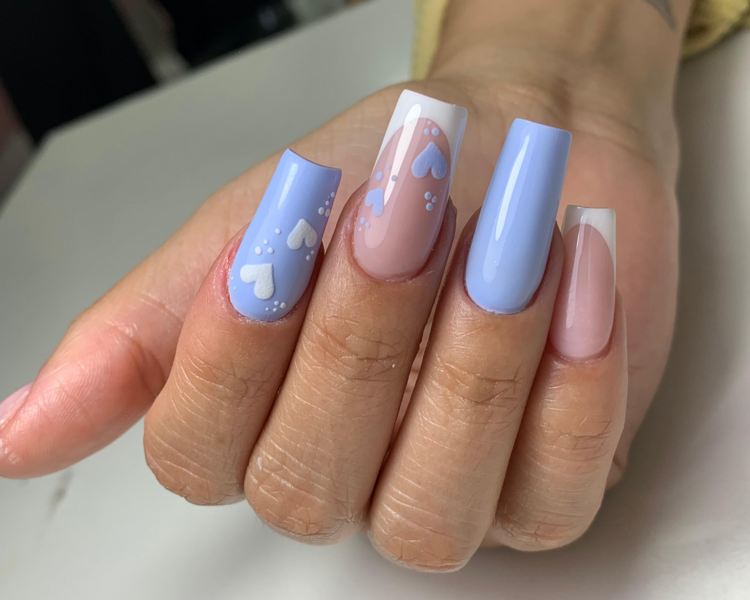 Extensión de uñas en Acrílico
