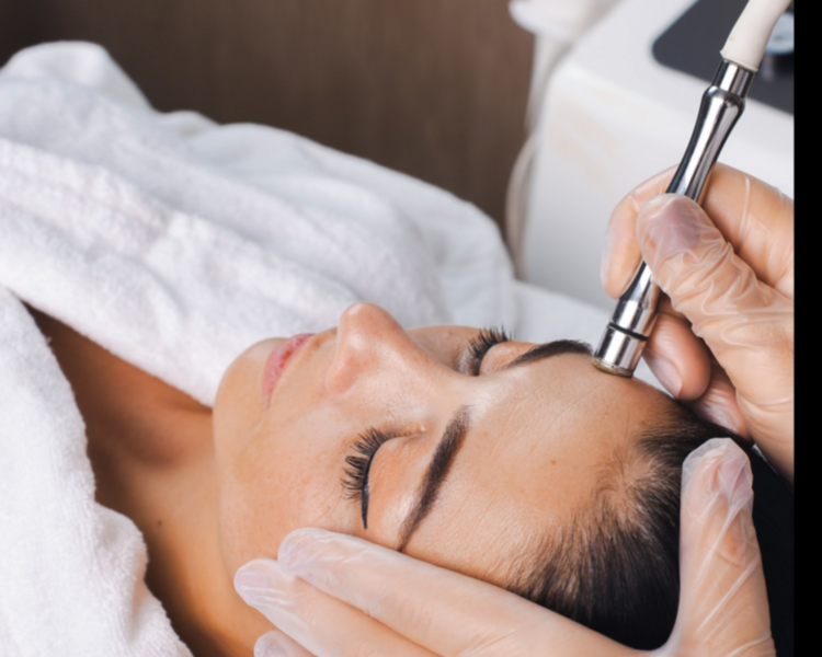 Limpieza de Cutis Profunda con Punta de Diamante y Extraccion 