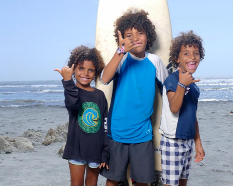 Alquiler de Tabla de Surf Escuela