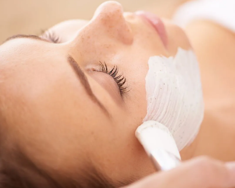 LIMPIEZA FACIAL REVITALIZA Y TENSA