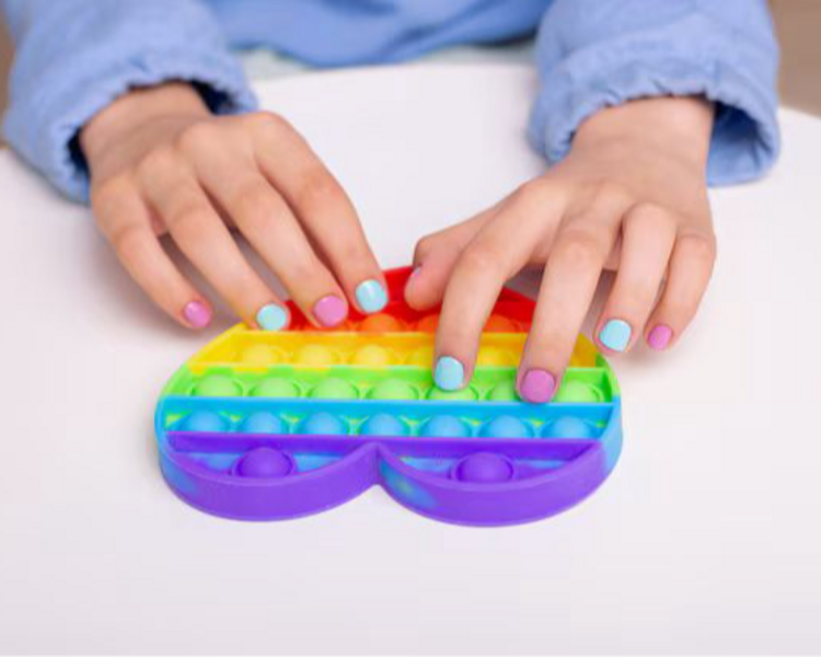 MANICURE NIÑAS