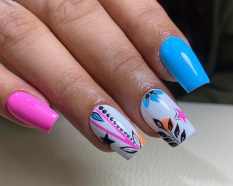 SOFT GEL FULL DISEÑO MANO ALZADA