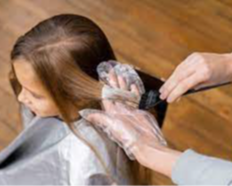 Mechas (Baño de Color + Decoloración) – Talla L (Hasta el Brasiere)