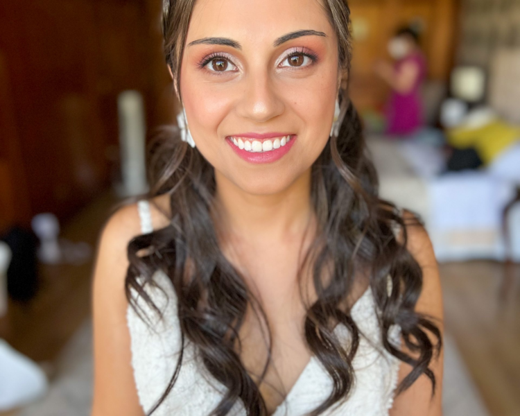 Novias con Prueba Previa (Peinado + Maquillaje)