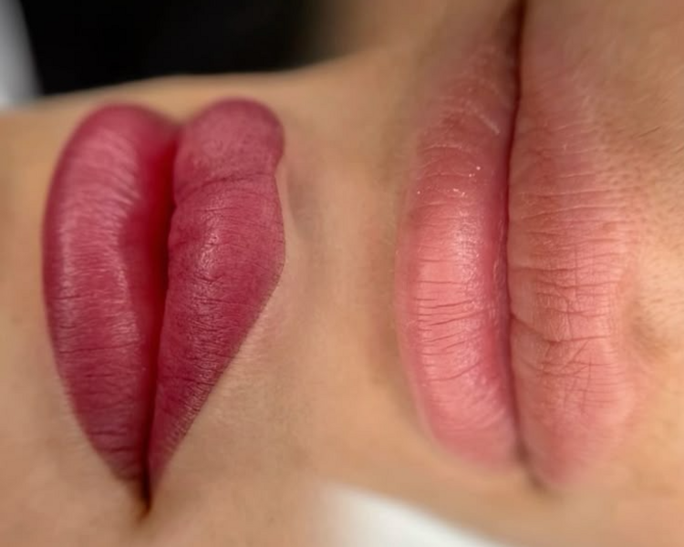 Full Lips (Micropigmentación de Labios full color)