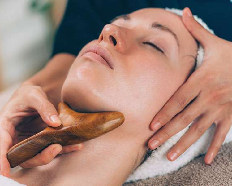 Maderoterapia Facial