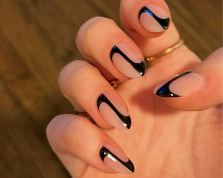 Manicuría Simple + Capping + Esmaltado Semi-Permanente + NAIL ART