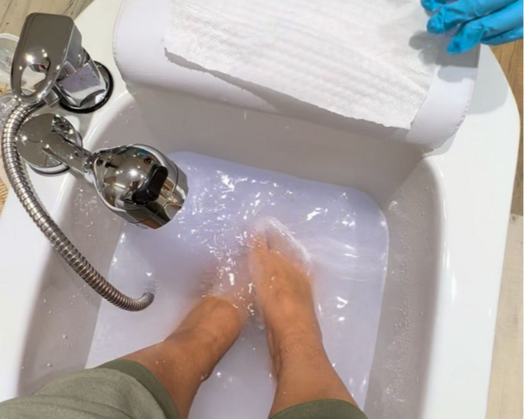 PEDICURE PERMANENTE CON RETIRO