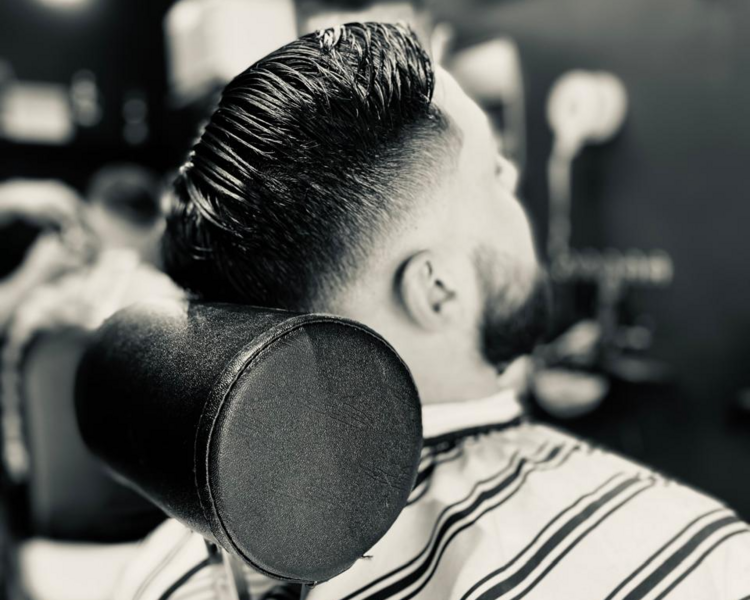 CORTE DE CABELLO + TRATAMIENTO DE BARBA