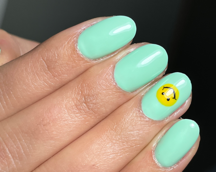 Diseño dos uñas(una en cada mano)