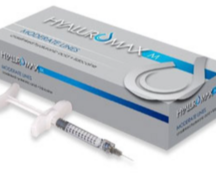 Relleno de Labios con Hialuromax