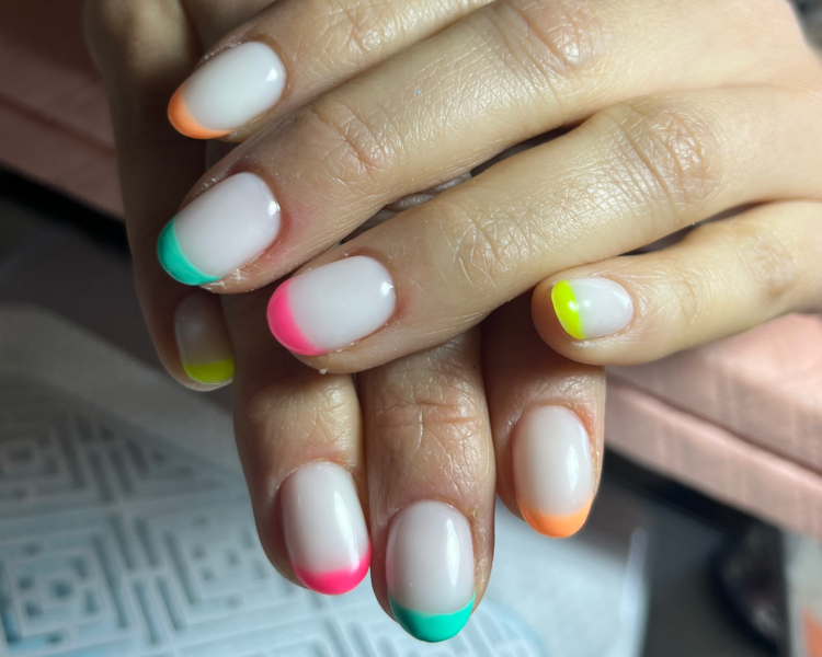 Manicura Perm. Diseño Francesa colores 