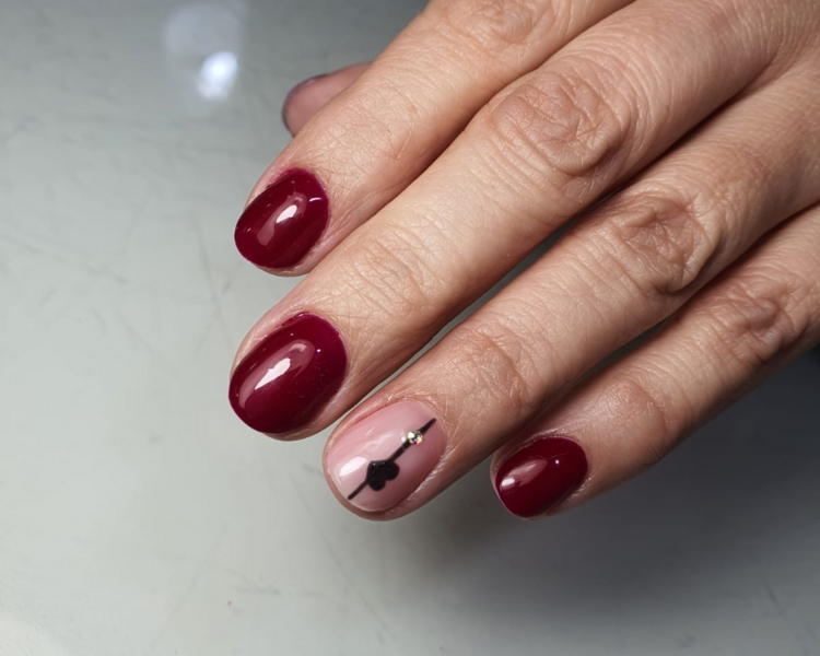 MANICURIA COMPLETA CON SEMI   